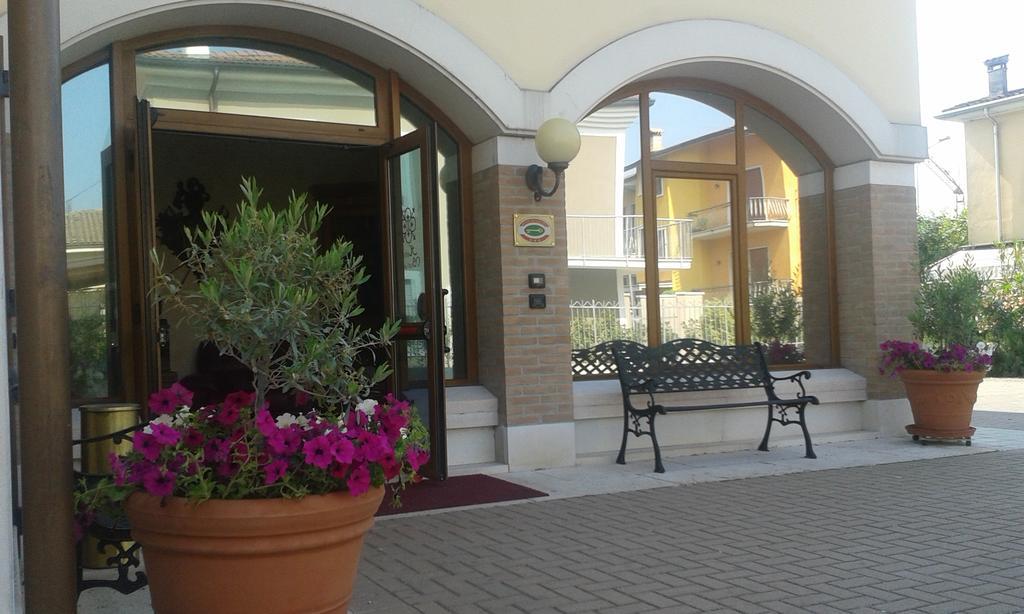 Hotel Scaligero Sommacampagna Exterior photo