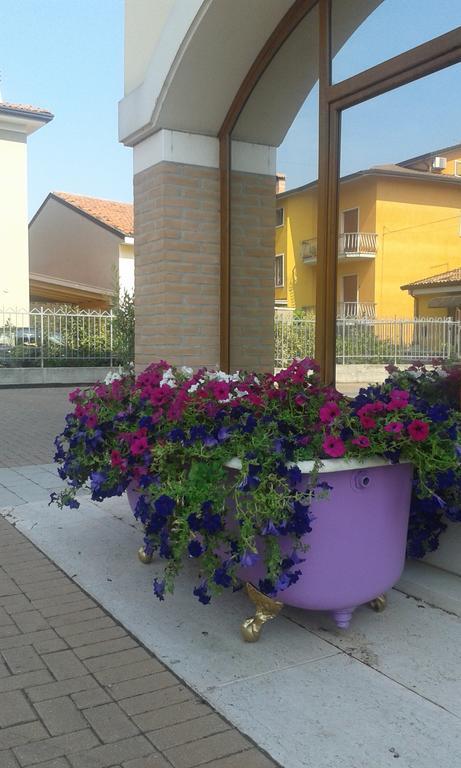 Hotel Scaligero Sommacampagna Exterior photo